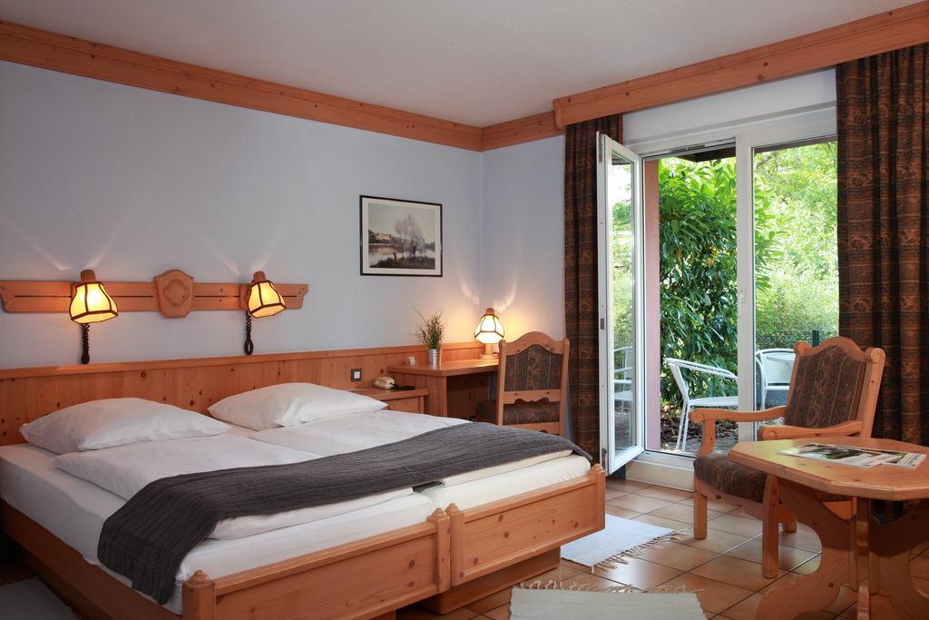 Les Portes De La Vallee Turckheim Room photo